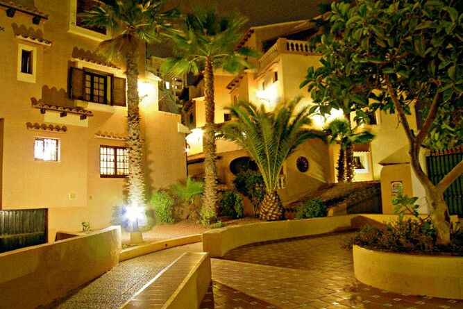 Апарт готель Ona Aldea Del Mar Торрев'єха Екстер'єр фото
